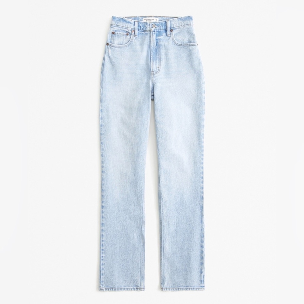 Abercrombie & Fitch 90s Slim Straight Ultra High Rise Jeans - Light Wash